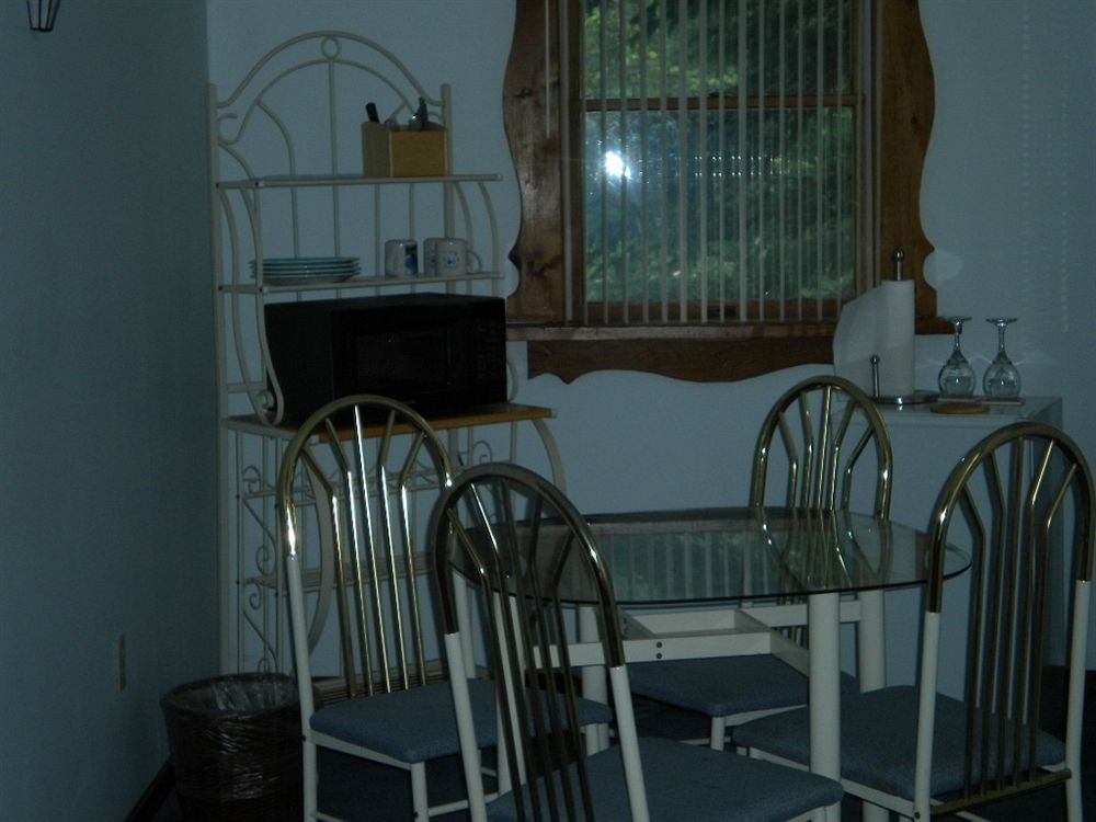 Bears Lair Inn Стоу Екстер'єр фото